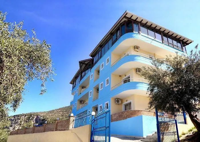 Fly Hotel